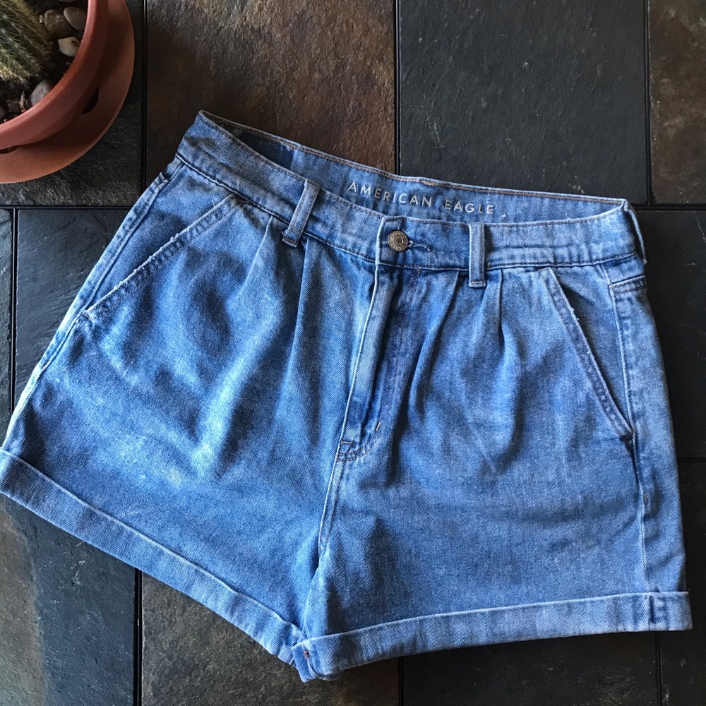 American Eagle Vintage Wash Denim Shorts